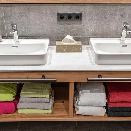 Nh96 Inklusive Kostenfreiem Eintritt In Alpentherme * Bad Hofgastein