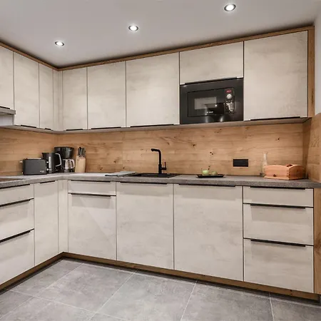 Nh96 Inklusive Kostenfreiem Eintritt In Alpentherme Daire *